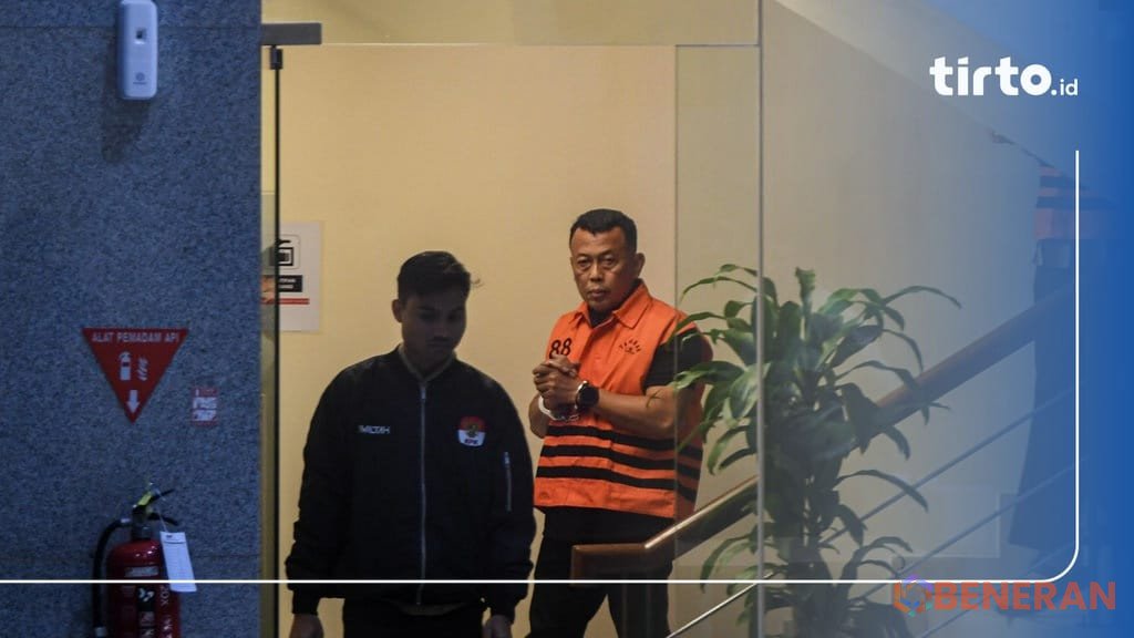 KPK menyita harta mewah dan dokumen penting terkait kasus suap Ponorogo.