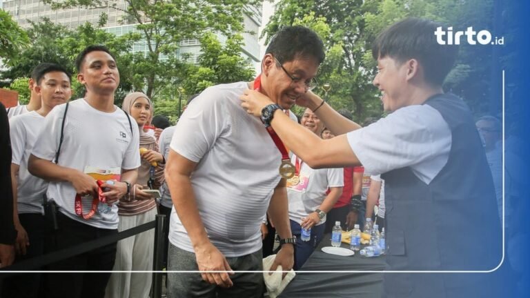 Purbaya desak jurnalis kritis mengawal kebijakan ekonomi pemerintah demi kepentingan publik.