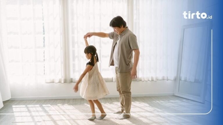 Rayakan Hari Ayah Nasional 12 November dengan pesan penuh makna dan inspirasi.