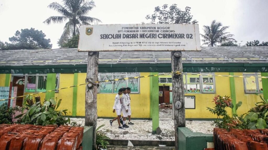 Digitalisasi Perbaikan Sekolah: Platform Online Siap 2026