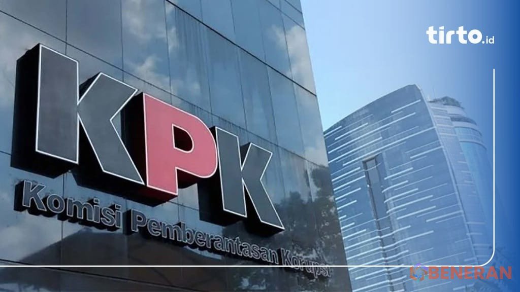 KPK geledah kantor Gubernur Riau, menyita dokumen anggaran Pemprov dalam penyelidikan korupsi.