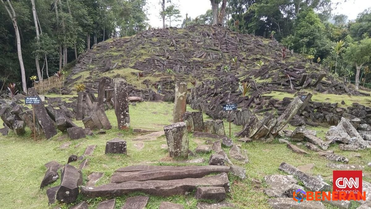 Gunung Padang: Misteri Peradaban Kuno Indonesia Terungkap, Lebih Tua dari Piramida Mesir