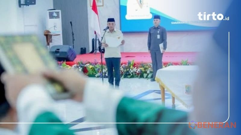 Bupati Karawang: Mutasi pejabat murni demi penguatan birokrasi daerah.