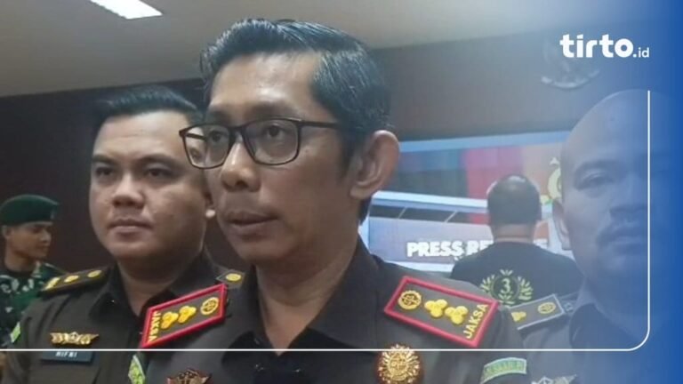 Mantan staf Kejaksaan Tangsel kembali berulah, raup ratusan juta dari modus urus perkara.