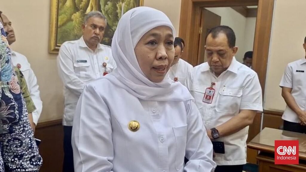 Khofifah: Warga Tetap Waspada, Status Awas Semeru Belum Dicabut