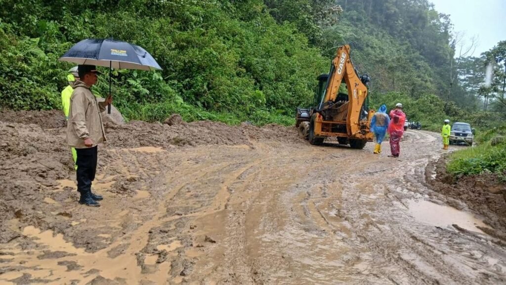 Korban Jiwa Banjir dan Longsor Sumut Melonjak, Puluhan Masih Hilang