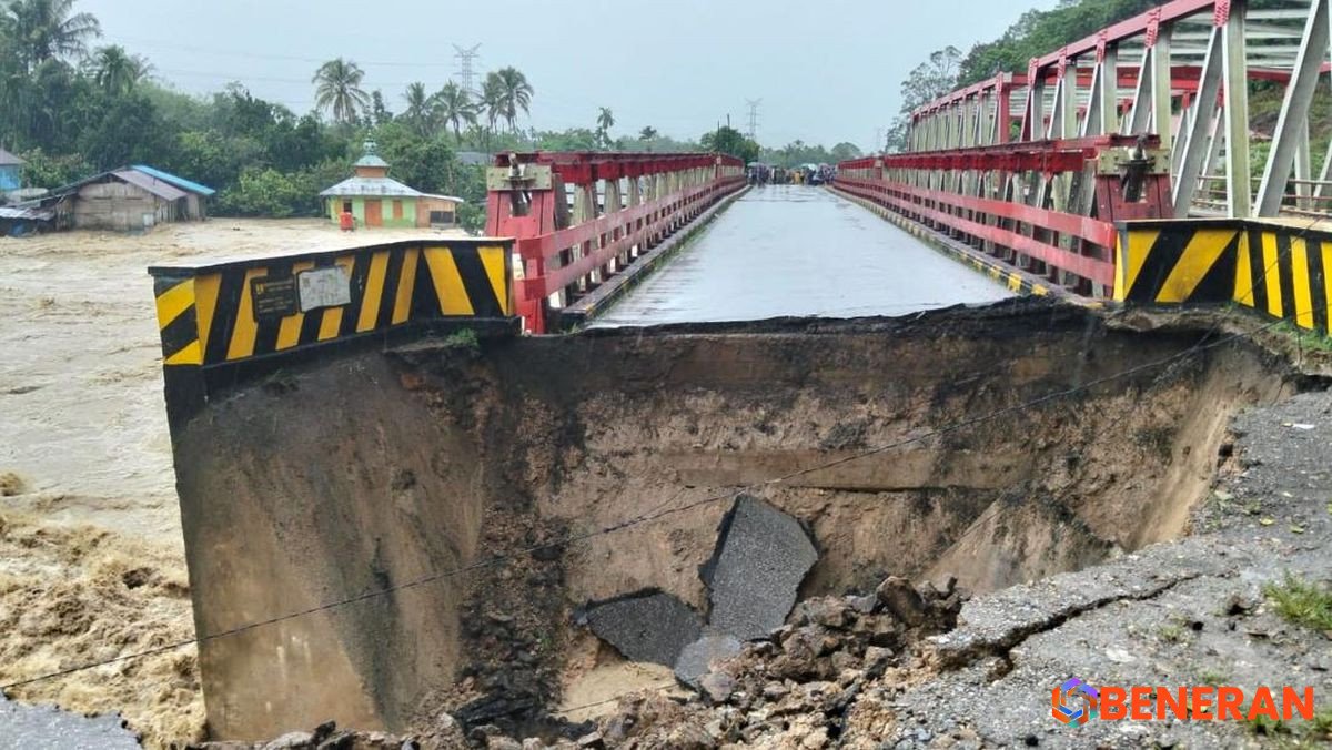 Longsor Besar Lumpuhkan Jalinsum Tarutung-Sibolga, Dua Korban Jiwa Dikonfirmasi