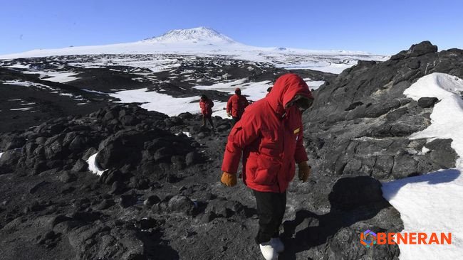 Menguak Harta Karun Vulkanik: Emas Rp91 Juta Mengalir Tiap Hari