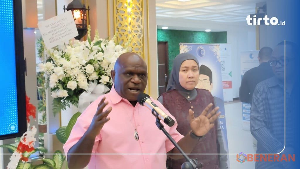 Natalius Pigai dorong Polisi & Komnas HAM usut tuntas kasus Marsinah demi keadilan.