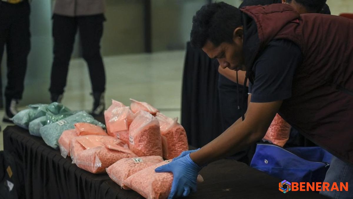 Penggagalan Ekstasi Jumbo di Tol Lampung: Ratusan Ribu Butir Senilai Rp207 Miliar Disita