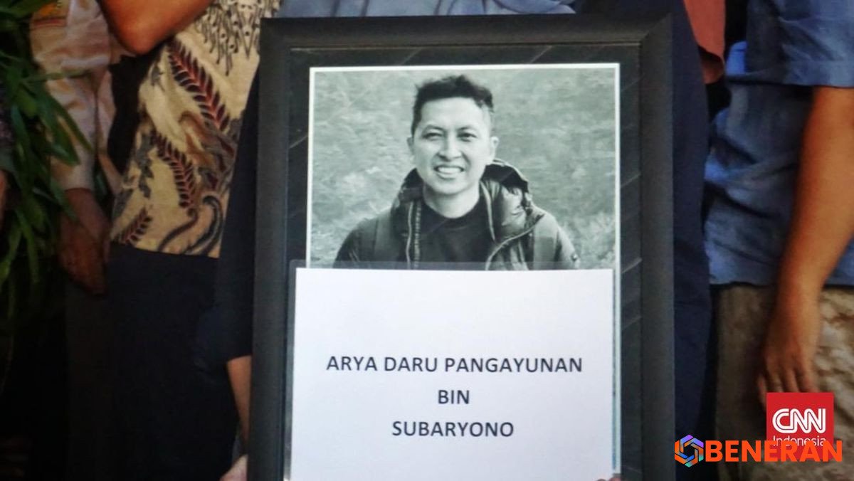 Perkembangan Penting Kasus Diplomat Arya Daru: Empat Sidik Jari Ditemukan pada Lakban