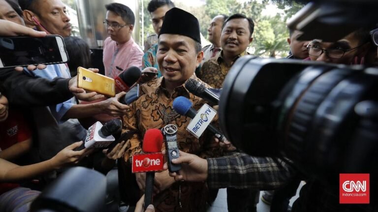 PKS Pertanyakan Relevansi Studi Banding Rektor IPDN, Dorong Penguatan Pendidikan Politik Gen Z