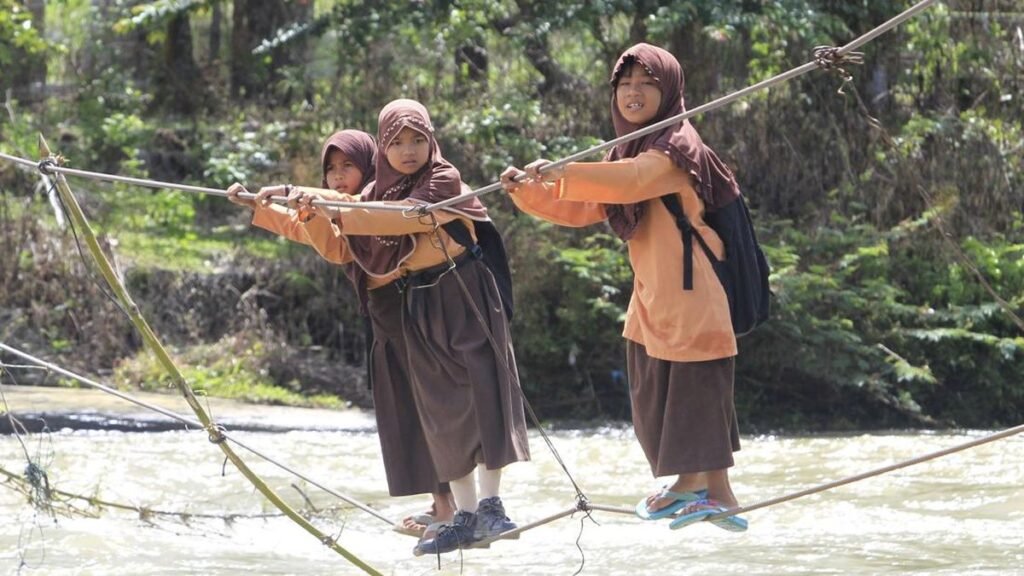 Presiden Prabowo Luncurkan Satgas Jembatan Darurat untuk Konektivitas Pelosok