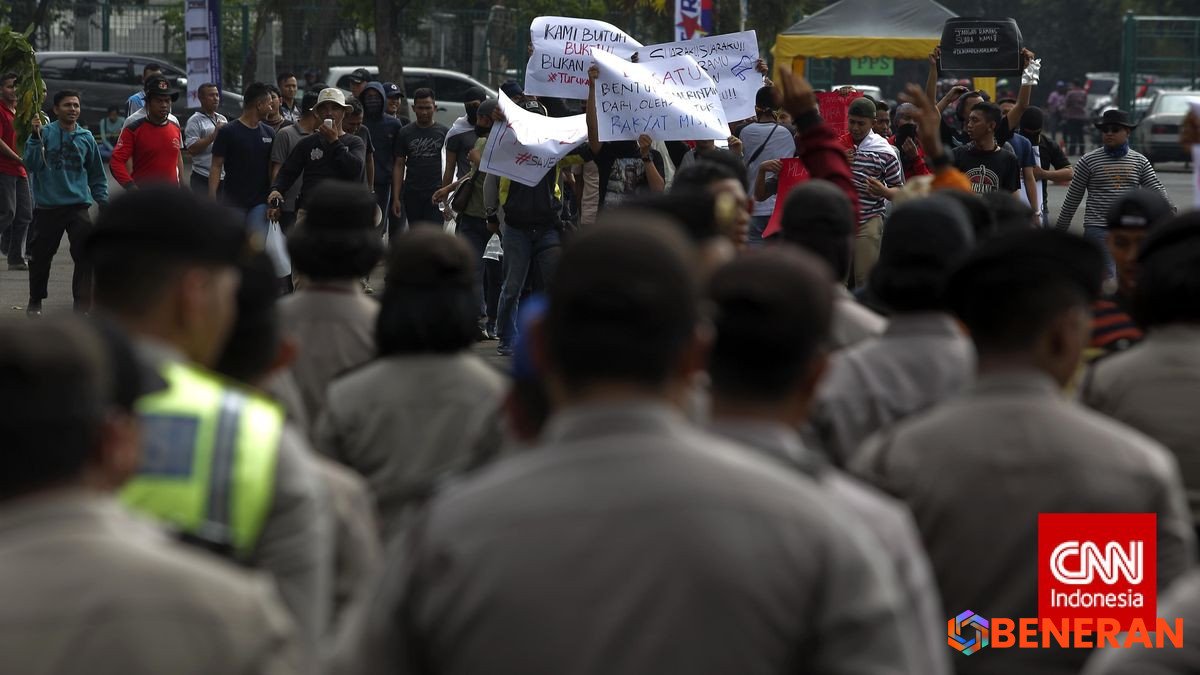 Protokol Baru Polri: Mengelola Aksi Massa dari Tertib hingga Rusuh