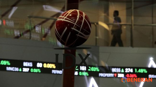 Puncak Baru IHSG Diiringi Aksi Jual Bersih Investor Asing