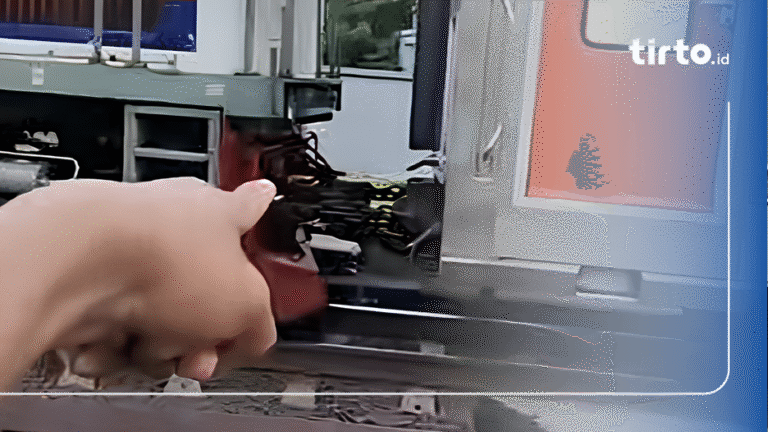 KAI klarifikasi insiden sambungan gerbong KA Majapahit yang viral.