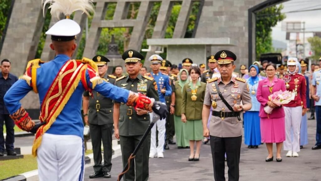 Sinergi TNI-Polri: Fondasi Kuat Menuju Indonesia Emas 2045