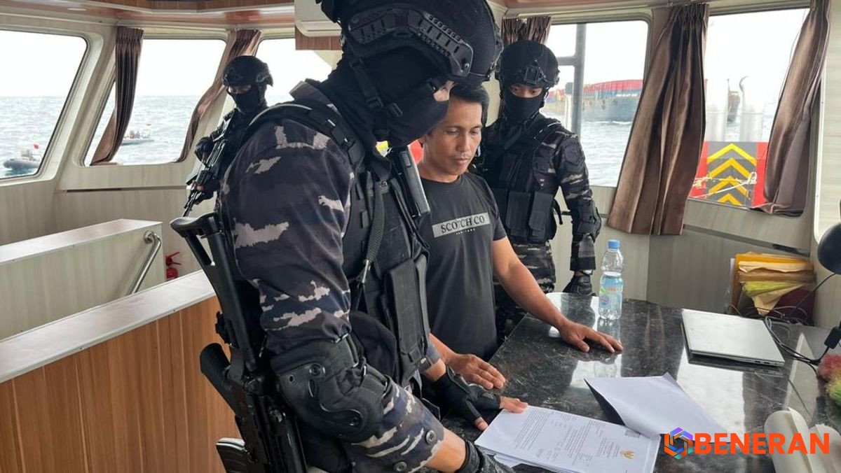 TNI AL Tangkap Dua Kapal Nikel Diduga Langgar Aturan di Konawe Utara