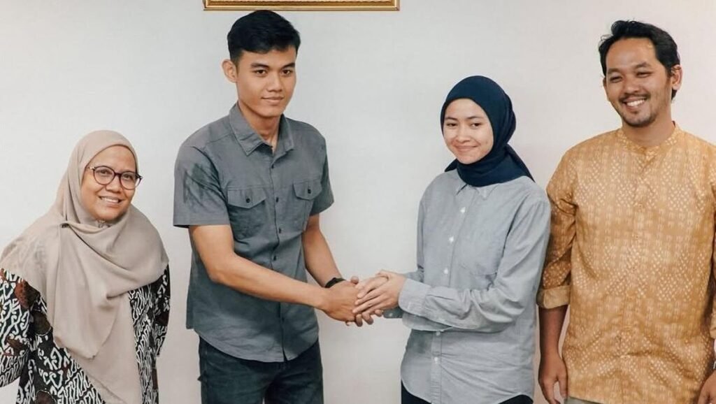 Tumbler Tuku Viral: Kisah Anita dari Kereta Hingga Pemecatan Kerja