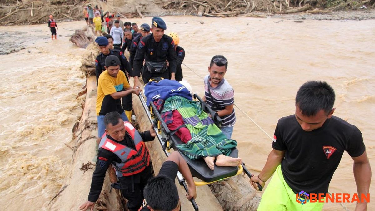 Update: BNPB: Stok Makanan untuk Korban Banjir Sumut Aman 1 Minggu ke Depan
