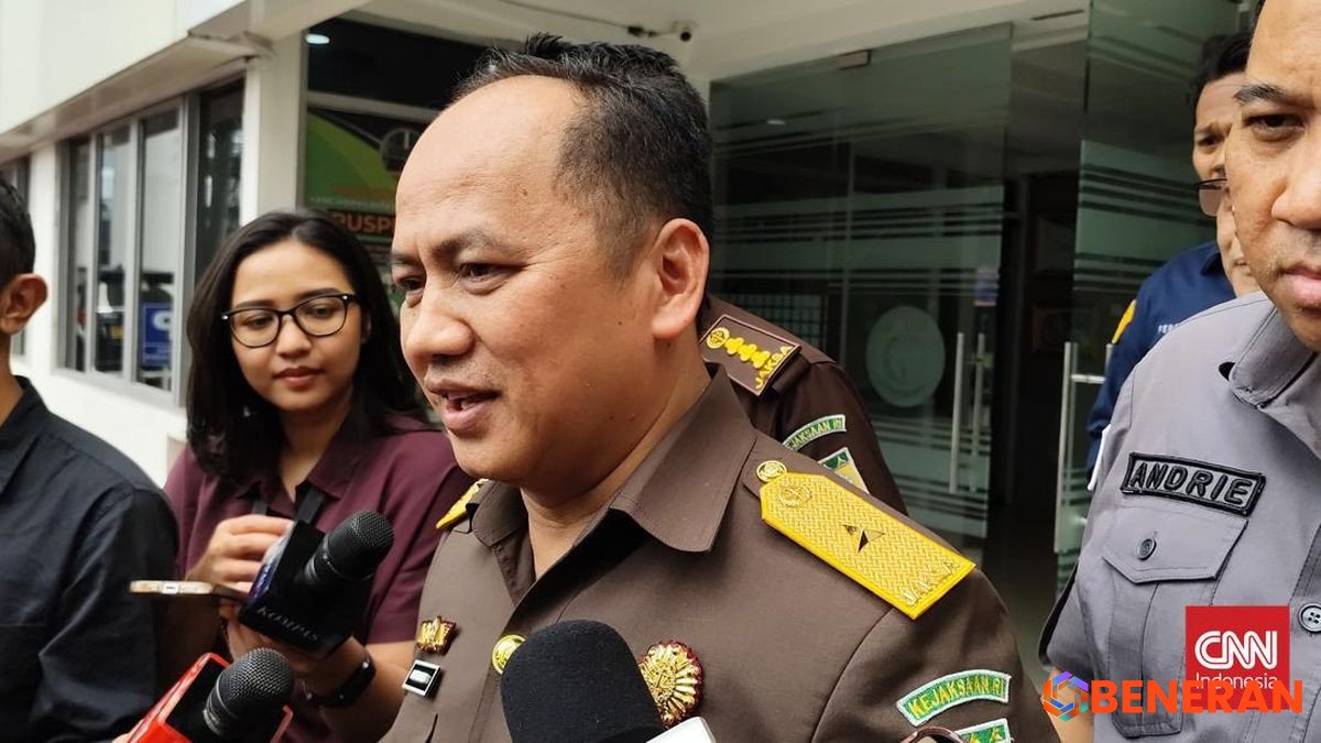 Update: Kejagung Geledah 8 Lokasi di Kasus Pajak, Sita Alphard hingga Moge