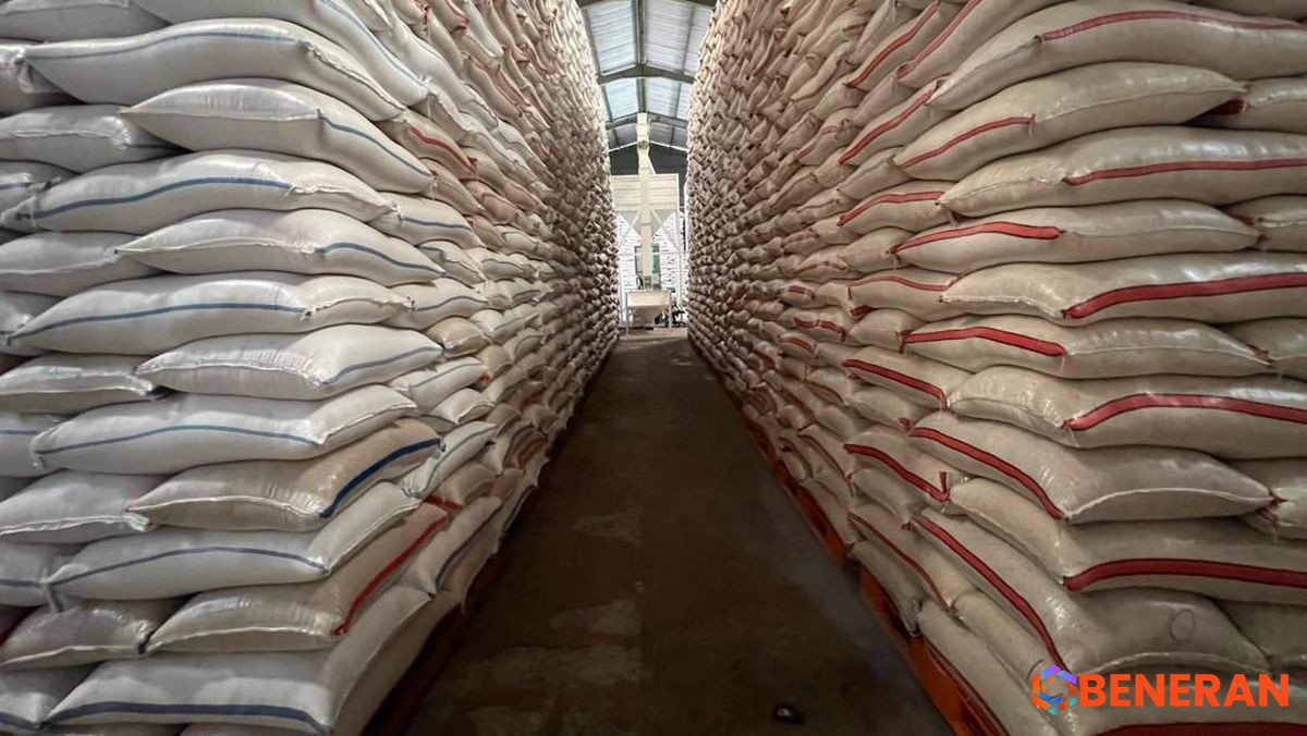 Warga Terdampak Banjir Sibolga Jarah Gudang dan Minimarket