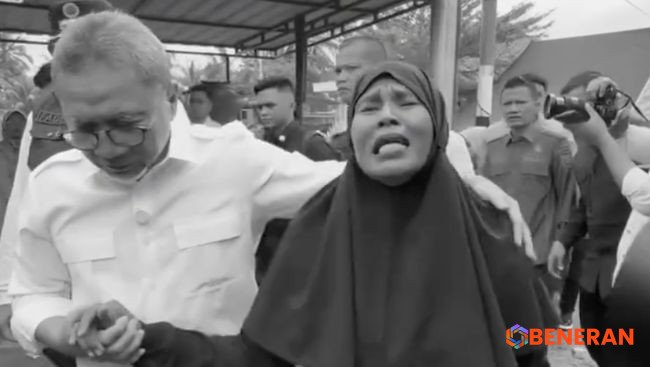 Zulkifli Hasan Arahkan Bulog Perkuat Stok Sembako untuk Korban Bencana di Sumatra