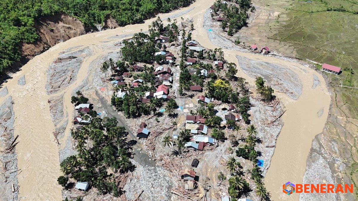 Banjir Bandang Aceh: Gubernur Sebut "Tsunami Kedua" di Tengah Ratusan Korban