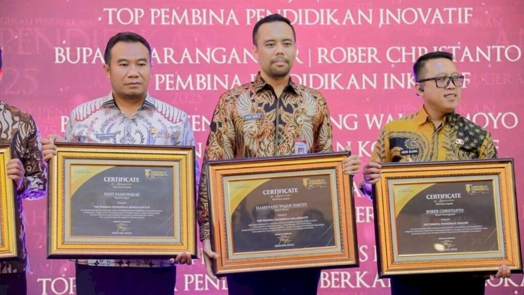 Bupati Klaten Dianugerahi Penghargaan atas Komitmen Pendidikan Kolaboratif