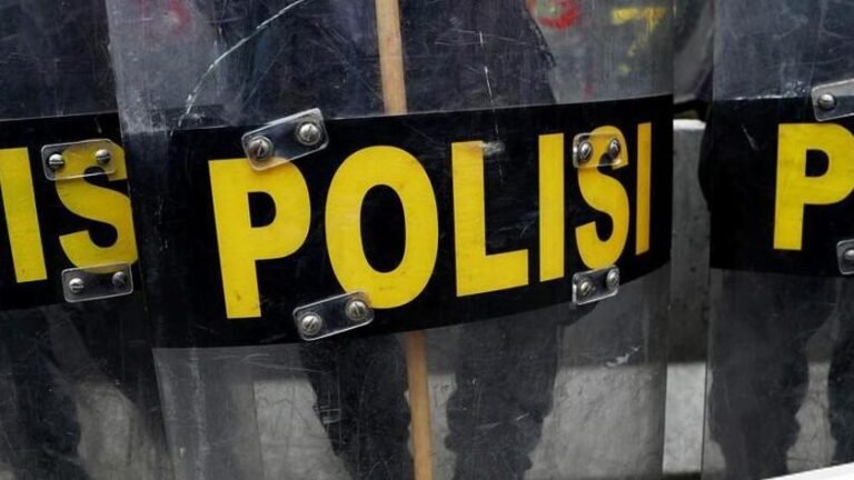 Jakarta Siaga: Ribuan Polisi Kawal Dua Aksi Unjuk Rasa di Pusat Ibu Kota