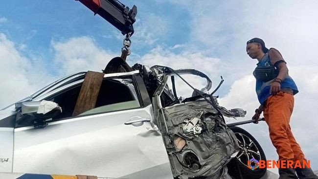 Kecelakaan Maut di KM 111 Cipularang Libatkan Sembilan Kendaraan