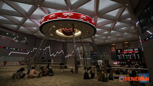 Lonjakan Harga Picu Suspensi Perdagangan Lima Emiten oleh BEI