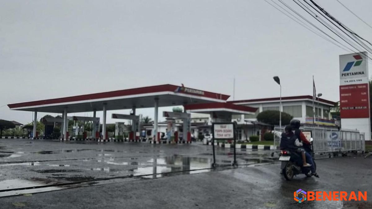 Medan Dilanda Krisis BBM: Banjir Putus Pasokan, Harga Meroket Rp50 Ribu/Liter