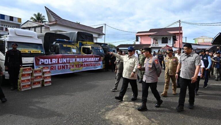 Pemerintah Perkuat Respons Bencana di Sumatera, Dukungan TNI-Polri dan Anggaran Tambahan Siap Dikerahkan