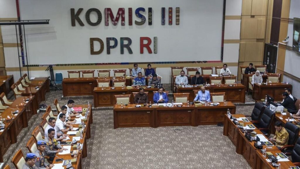 Reformasi Polri: Ketegangan Antara Pendekatan Radikal dan Kultural