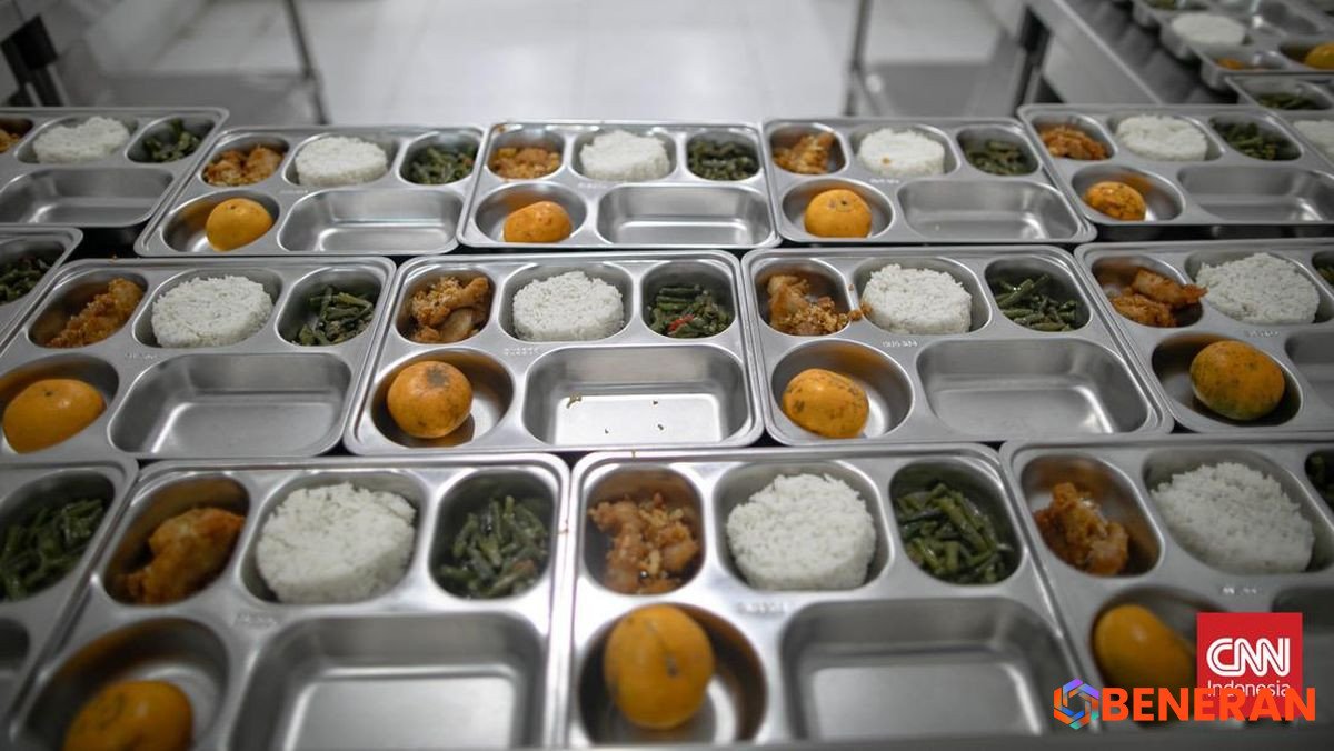 Respons Cepat Dapur MBG: Lebih dari 100 Ribu Paket Makanan untuk Korban Banjir Sumbar