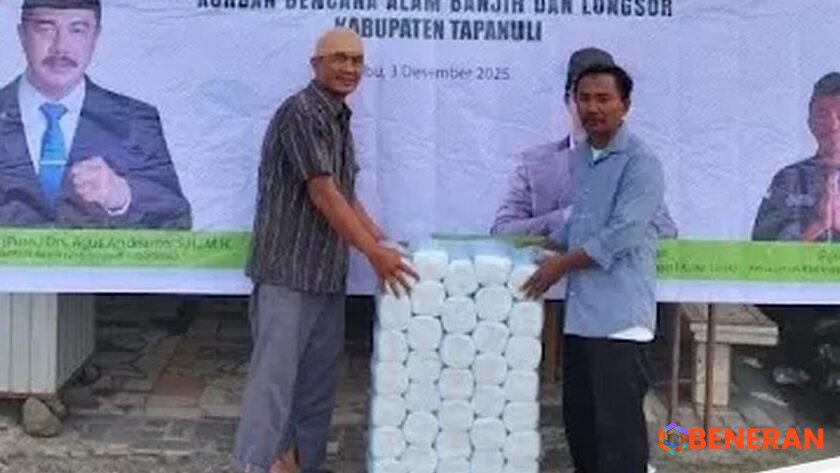 Solidaritas di Tengah Duka: Menteri Agus Salurkan Bantuan Kafan untuk Korban Bencana Sumut
