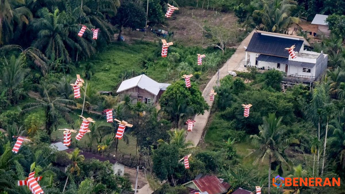 TNI AU Menjangkau Wilayah Terpencil: Bantuan Kemanusiaan Lewat Helibox dan Airdrop