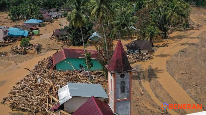 Update: BNPB: 8 Kecamatan di Sumut Masih Terisolasi, Jalan Belum Tembus ke Taput