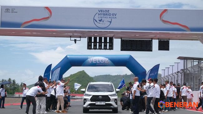 Update: Toyota Veloz Hybrid EV Lintas Nusa, Jelajah Mandalika hingga Sumatra