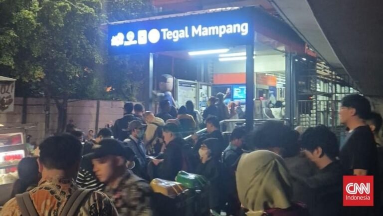 Update: TransJakarta Koridor 13 Dialihkan Lewat Arteri Imbas Bus Mogok