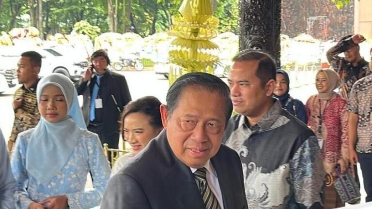 SBY Beri Restu di Pernikahan Sekpri Prabowo, Hangatnya Silaturahmi di TMII