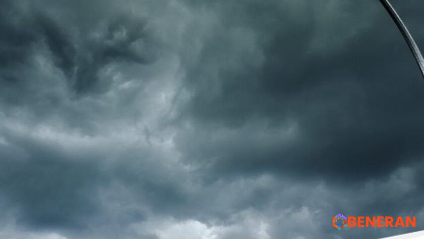 Awan Tebal Selimuti Bandung, Penampakan Hilal Ramadan Diragukan