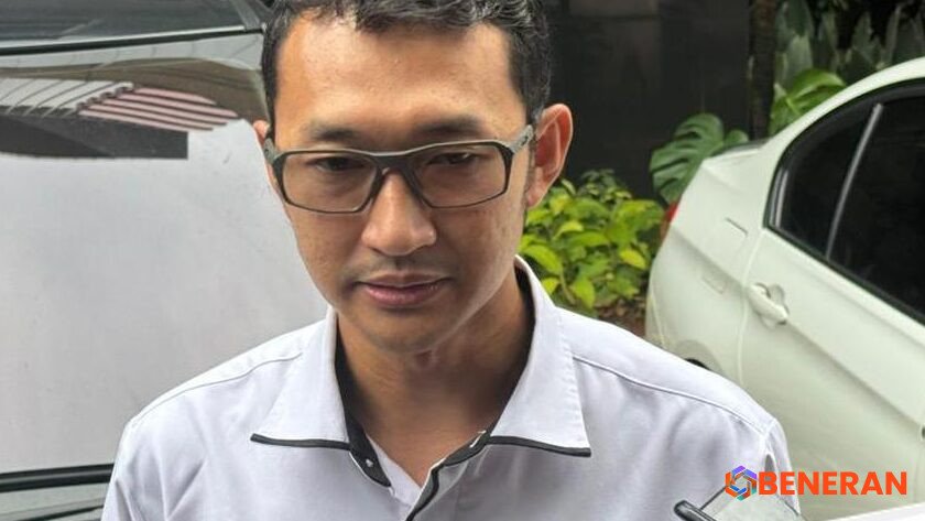 KPK Tahan Jhon Field, Pemilik PT Blueray, dalam Kasus Suap Impor Barang