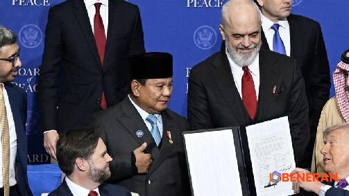 Prabowo dan PM Pakistan Jajaki Misi Diplomatik ke Iran