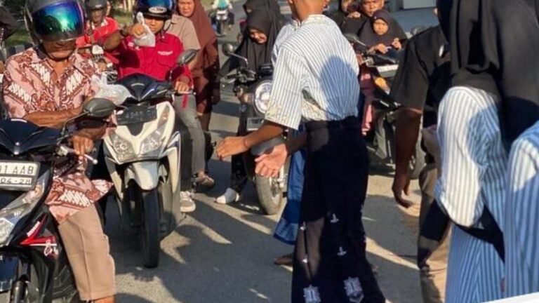 SRMA 1 Aceh Besar: Menanam Empati Melalui Tradisi Berbagi Ramadan