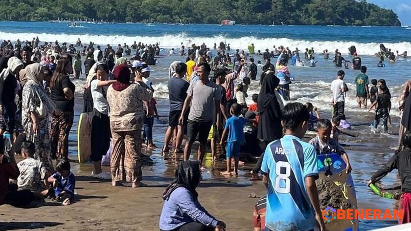 Update: H+3 Lebaran, Polisi Catat Peningkatan Pengunjung di Pangandaran-Pelabuhan Ratu