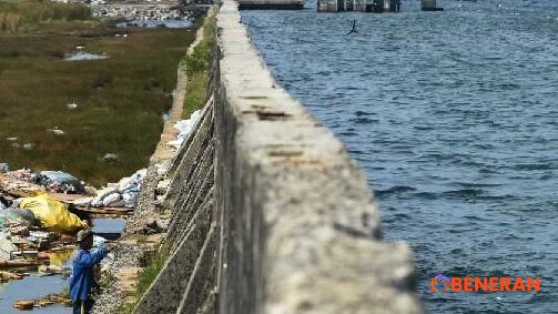 Pemerintah Siapkan Mega Proyek Tanggul Laut 535 KM di Pesisir Utara Jawa