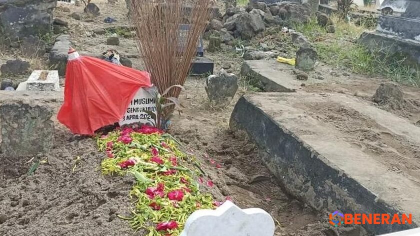 Yai Mim Berpulang: Mantan Dosen UIN Malang Dimakamkan di Blitar