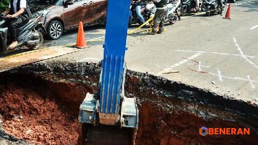 Update: Jalan Ambles Picu Kemacetan Menuju Akses UI
